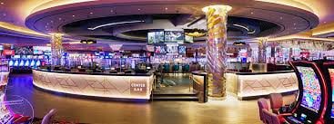 Live roulette table with Auto Roulette settings panel on klik88slot login